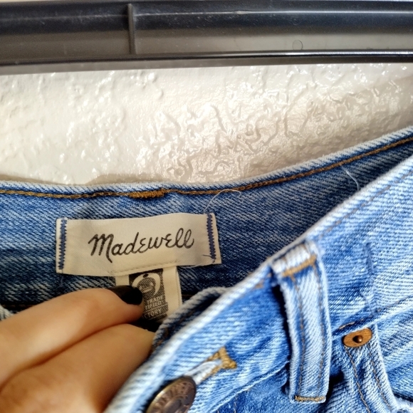 Madewell The Perfect Jean Shorts Bergman Light Wash Distressed Hem Sz 27 - Picture 4 of 8